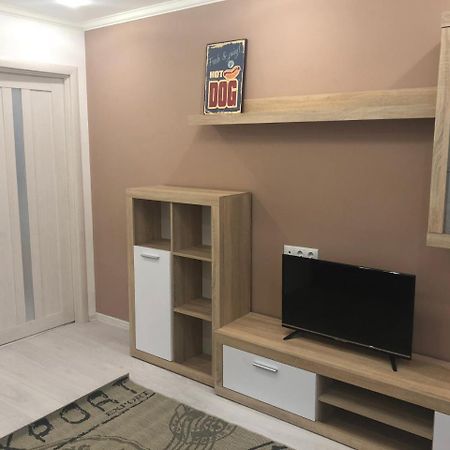 Gil Apartments, 38 Prospect Svobody 乌日霍罗德 外观 照片