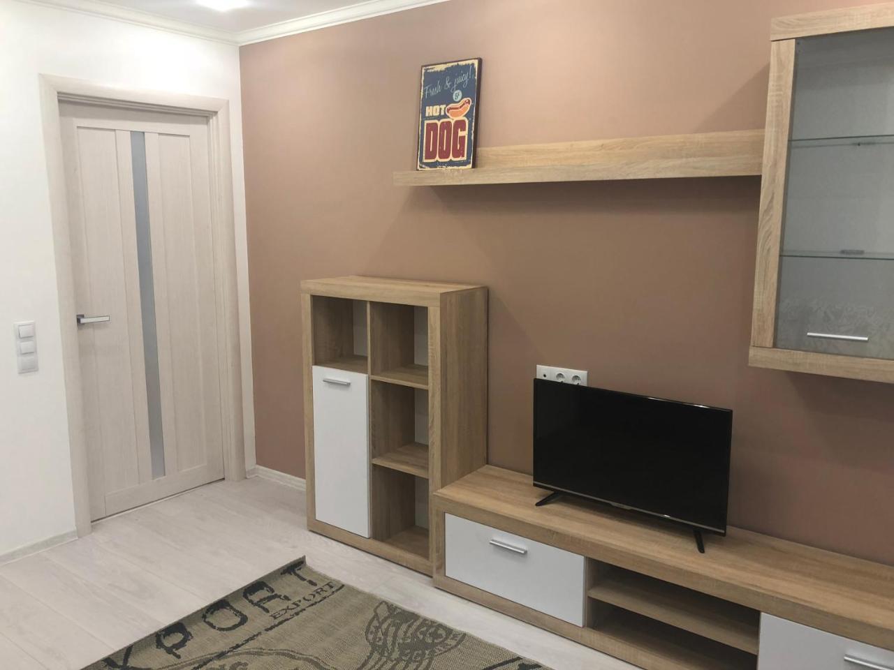 Gil Apartments, 38 Prospect Svobody 乌日霍罗德 外观 照片